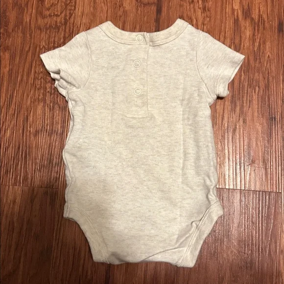 Disney Beige Lion King Short-Sleeve Baby Bodysuit 3-6 Months - Picture 2 of 4